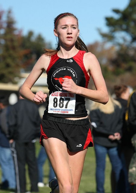 NCS XC D1 Girls-052.JPG - 2009 North Coast Section Cross Country Championships, Hayward High School, Hayward, California